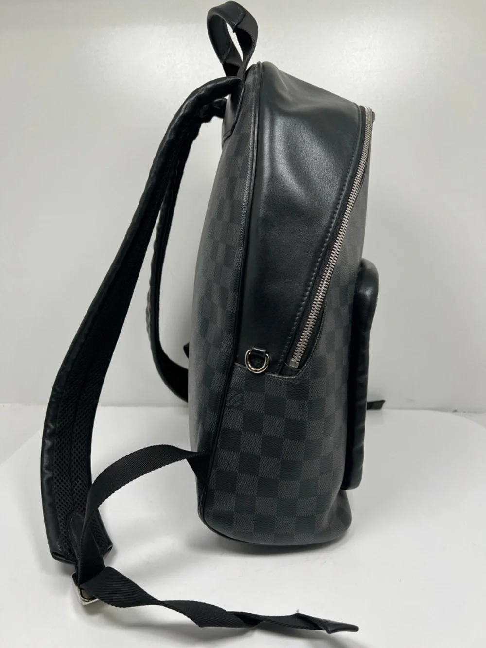 Louis Vuitton Josh Backpack Black Leather Damier Graphite - Picture 4 of 15
